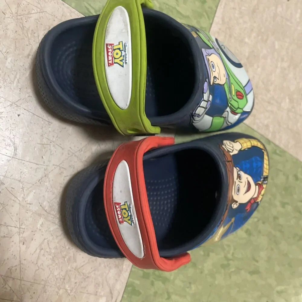 CROCS toddler size